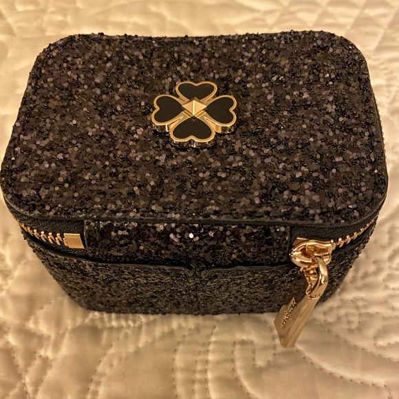 Kate Spade Jewelry Holder in Odette Glitter Black - Picture 4 of 8